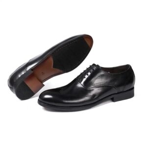 Classic Lace-Up Brogue