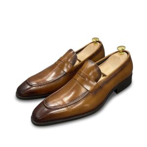 Classic loafers (Tan)