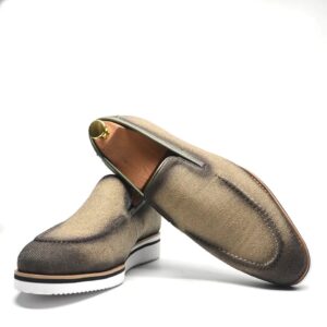 Leather/linen slip on