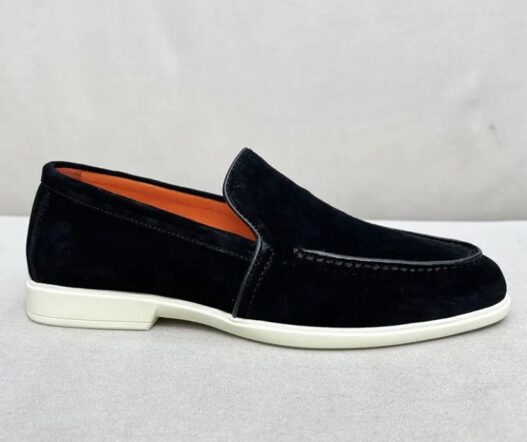 Casual suede loafer (black)
