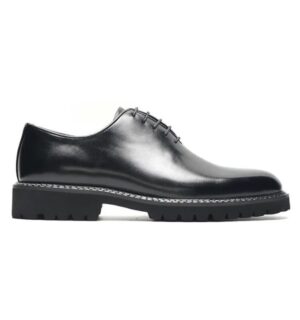 Whole-cut commando sole