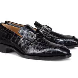 Embossed pierced loafer