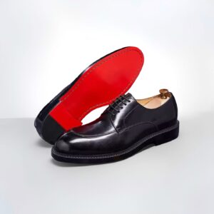 Home Nose split red sole