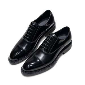 Captoe patent leather